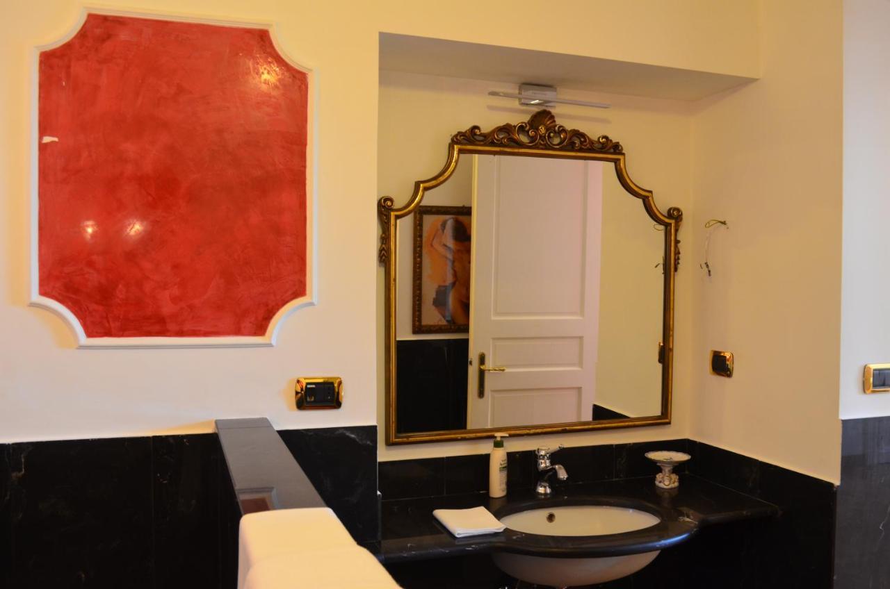 Elegante Appartamento Nel Centro Di Roma Екстериор снимка